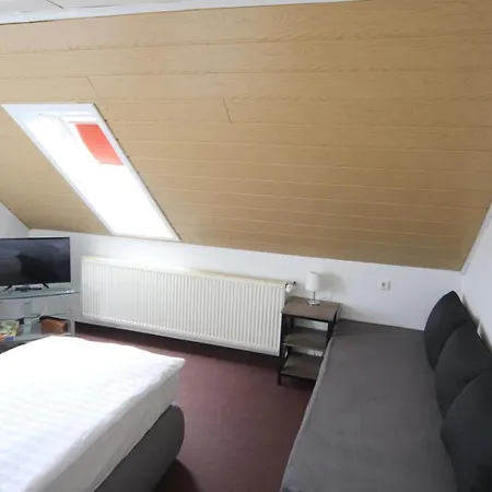 Ruhige Wohnung mit Terrasse nur 5 Minuten zur Müritz Marienfelde Exterior foto
