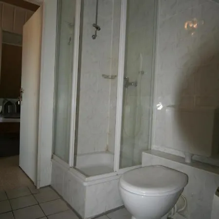 Ruhige Wohnung mit Terrasse nur 5 Minuten zur Müritz Marienfelde Exterior foto