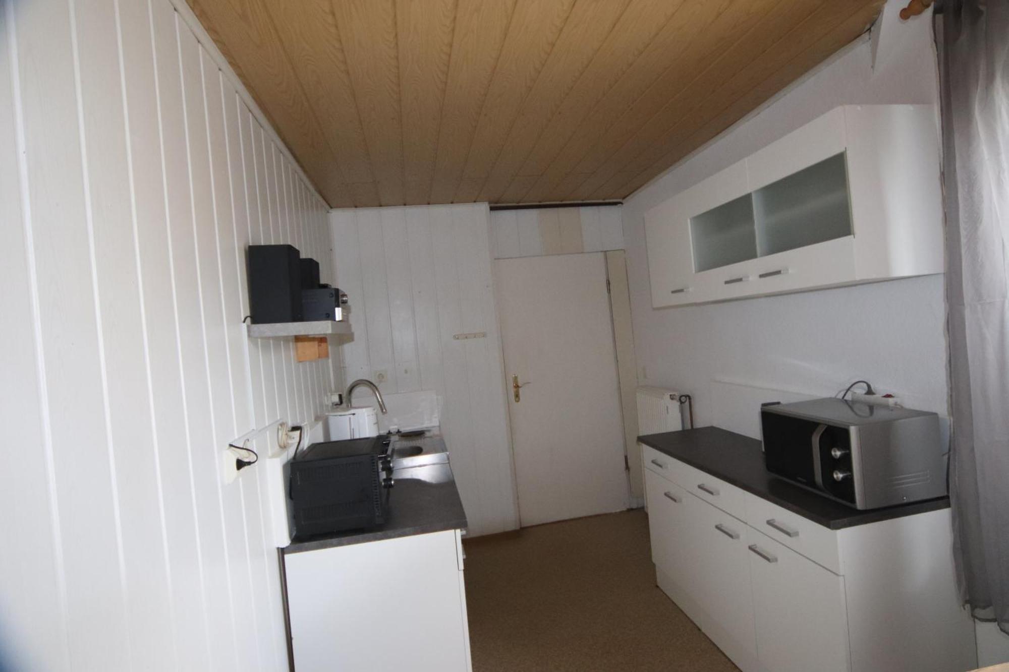 Ruhige Mit Terrasse Nur 5 Minuten Zur Müritz *